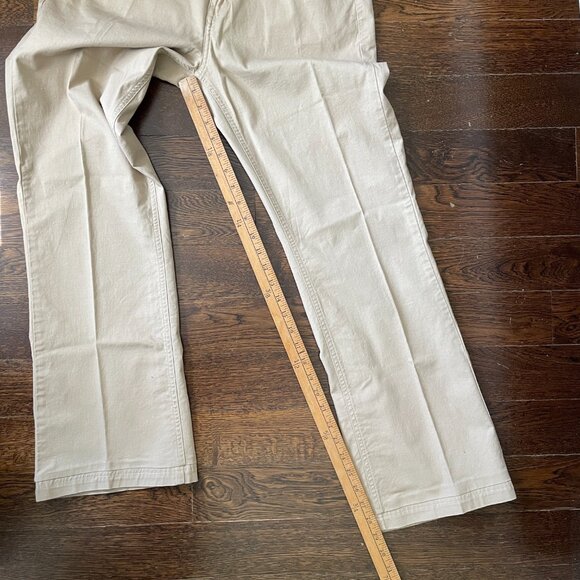 MEC Mountain Equipment Coop Woman's Tan Casual Flared Pants-Sz. 10 - Picture 9 of 12